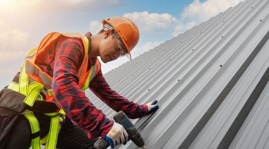 Professional metal roof installation in Bosworth, MO